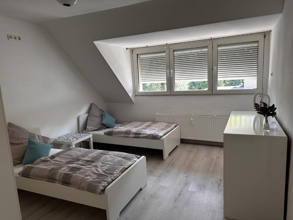 A&V Apartments Wunderschoene Rheinblick Wohnung Zum Entspannen Apt Ela Duisburg Eksteriør bilde